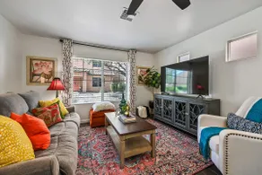 Modern Comfy 2BR2.5BA Home Garage Park Pool Access - Image 5