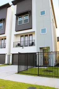 The 3 Story Houston Hideaway - Image 2