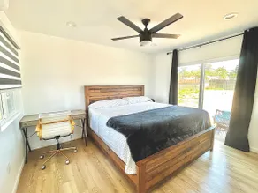 Affordable Stay—2-bedrooms/King Beds/washer/dryer - Image 5