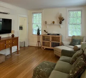 Historic Wilmington Guesthouse - Image 3