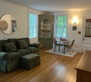 Historic Wilmington Guesthouse - Image 4
