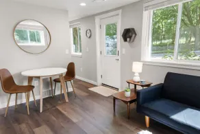 Mid Century King Suite, Close to Everything - Image 3