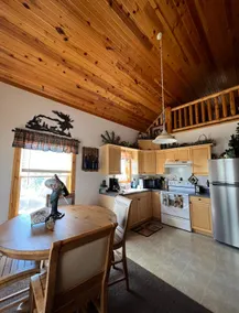 Bluff View Hideaway - Image 3