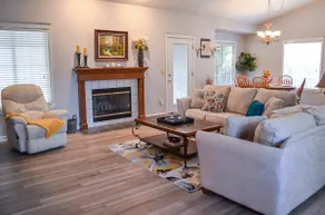 Your HOME Away from Home - In the HEART of Cali - Image 3