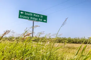 The Grassy Ridge House - Image 3