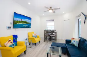 Extremely Private 2 bedroom 2 bath cottage close to beach and inlet bring boat lots of parking - Image 5