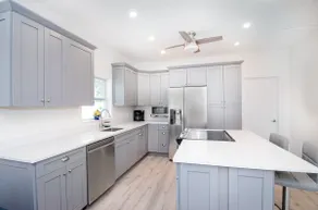 Extremely Private 2 bedroom 2 bath cottage close to beach and inlet bring boat lots of parking - Image 4