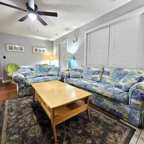 Mimosa Retreat - Image 4