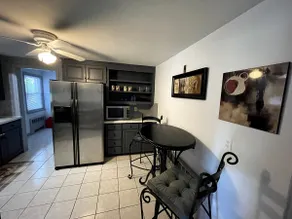 NEW: Spacious Quaint & Convenient Hideaway! - Image 5