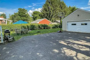 Majestic Princeton Home • Arcade • Big Yard • 4BR - Image 3