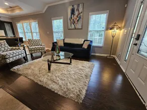 Stylish Easy City Access SW ATL 3BR/2Bath/Hot Tub - Image 3