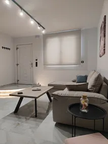Twins Luxury Apartment 2 - Image 5