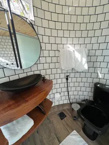Hidden cabin - Image 3
