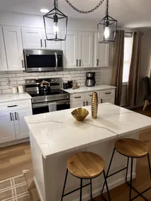 Renovated Pet-Friendly 3BR Near Six Flags & Casino - Image 5