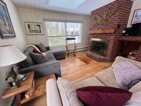 Mountain Retreat, Minutes from Sugarbush Resort - Image 4