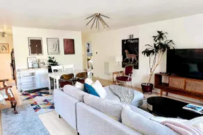 2BR Victorian gem + backyard; kid and pet friendly - Image 2