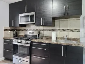 Welcoming 1 Bedroom Individual Apartment - Image 3