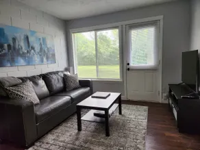 Welcoming 1 Bedroom Individual Apartment - Image 2