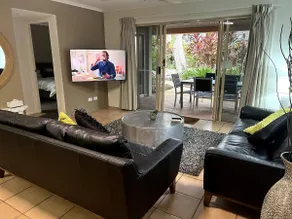 Relaxing 3BR Resort Apartment 500m to beach - Image 2
