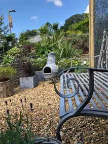 The Cuckoo's Retreat - Luxurious home with private garden & jacuzzi - Image 5