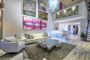 Designer Downtown Home | Sleeps 10 - Image 2
