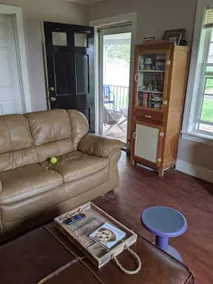 Cozy Country Cottage - Image 4