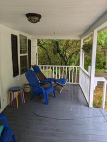 Cozy Country Cottage - Image 2