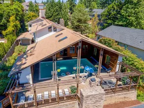Portland Pool Lodge - Image 2