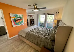 MCM Condo Downtown Palm Springs - Image 4