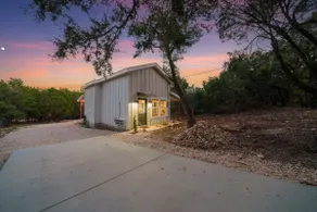 2 Acre Serene Pilot Getaway Pets Hike to Lake - Image 2
