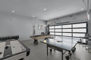 New+Modern/Pool/Spa/Gameroom/Poker/Massage chair - Image 3