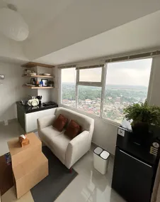 Homey 2BR Apt - 4min St Cisauk - Image 5