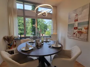 Sea View Apartment on the Beach - Image 5