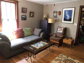 Charming Bohemian Cottage - Image 2