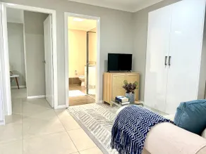 Guest house in Harrington Park - Image 3
