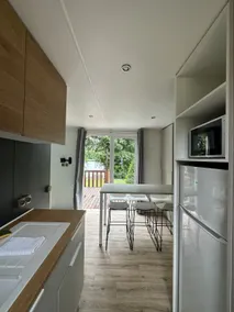 Modern SPA Chalet – 3 Bedrooms - Image 2
