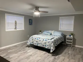 Bev's Beachy Bungalow - Image 5