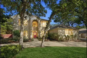 Pool, 1 Acre, Cave, 5 Bedroom Oasis in S. Austin - Image 2