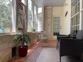 Pool, 1 Acre, Cave, 5 Bedroom Oasis in S. Austin - Image 3