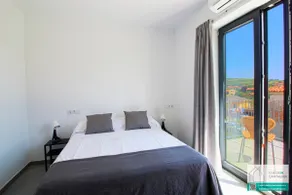 Santamira Street, Family apartment 01 - Image 2