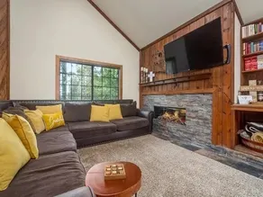 Ridgetop getaway Sleeps 22 in beds, gym, game room - Image 2