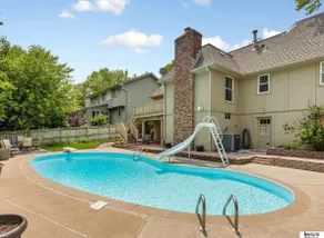 Pool, Hot Tub, Arcade Games, Safe Area - Image 2