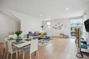 Modern 3B3B Home w/ Rooftop Views & Prime Location - Image 5