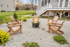 Cozy Chic Countryside Haven | Sleeps 4 | Firepit - Image 5