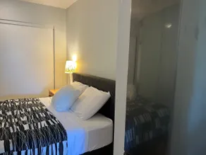 Chinatown 1BR w/ Balcony | Near Rogers & SkyTrain - Image 5