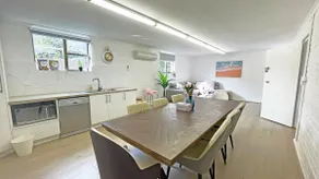 Pet Friendly Ringwood 3BM Home Parking Netflix - Image 4