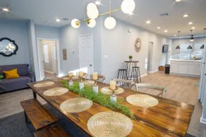 Dont Miss Dynamic 4BR2BA Near Jolly Riverwalk - Image 4