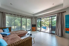Villa Edena in tropical garden with private pool - Image 3
