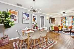 GA’s Peaches - Where Modern Meets Southern Comfort - Image 2