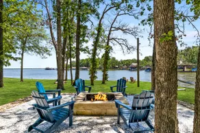 Casita on the Cove Lake house with Hot tub. - Image 2